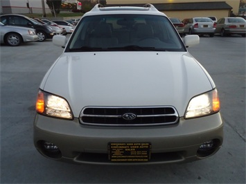 2000 Subaru Outback Limited   - Photo 2 - Cincinnati, OH 45255