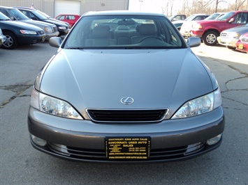 1998 Lexus ES 300   - Photo 2 - Cincinnati, OH 45255