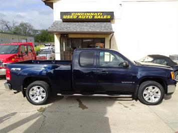 2008 GMC Sierra 1500 SLE2   - Photo 3 - Cincinnati, OH 45255