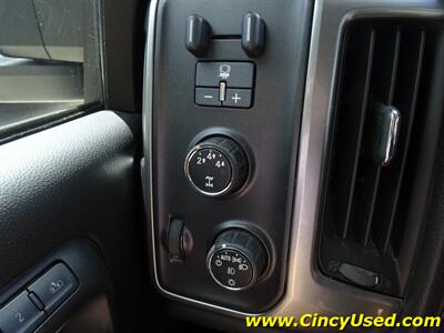2015 Chevrolet Silverado 2500 LTZ - Photo 24 - Cincinnati, OH 45255