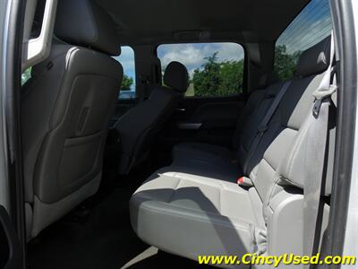 2015 Chevrolet Silverado 2500 LTZ - Photo 12 - Cincinnati, OH 45255