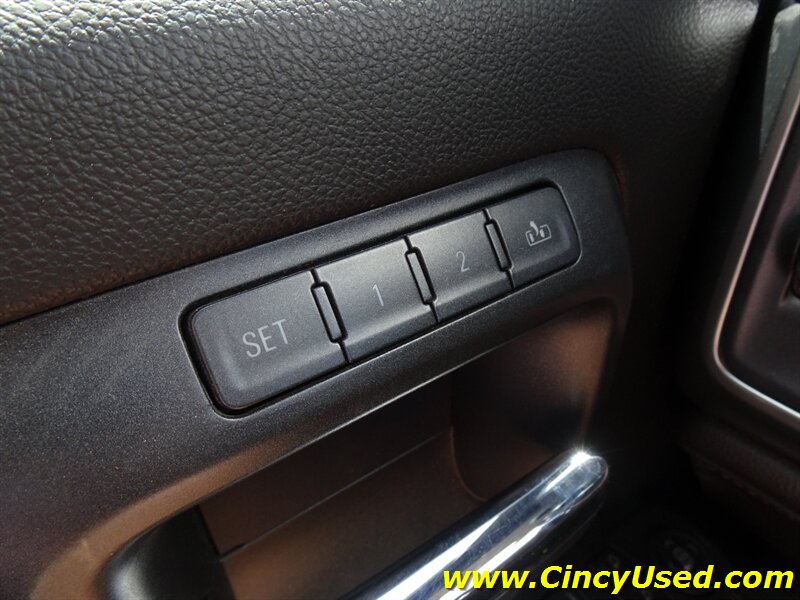 2015 Chevrolet Silverado 2500 LTZ - Photo 26 - Cincinnati, OH 45255