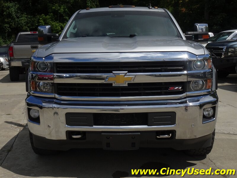 2015 Chevrolet Silverado 2500 LTZ - Photo 2 - Cincinnati, OH 45255