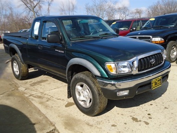 2001 Toyota Tacoma   - Photo 1 - Cincinnati, OH 45255