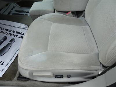 2007 Chevrolet Impala LT 3.5L V6 FWD - Photo 16 - Cincinnati, OH 45255