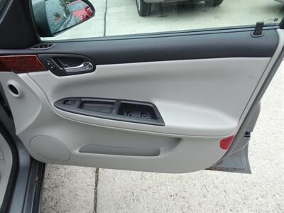 2007 Chevrolet Impala LT 3.5L V6 FWD - Photo 19 - Cincinnati, OH 45255