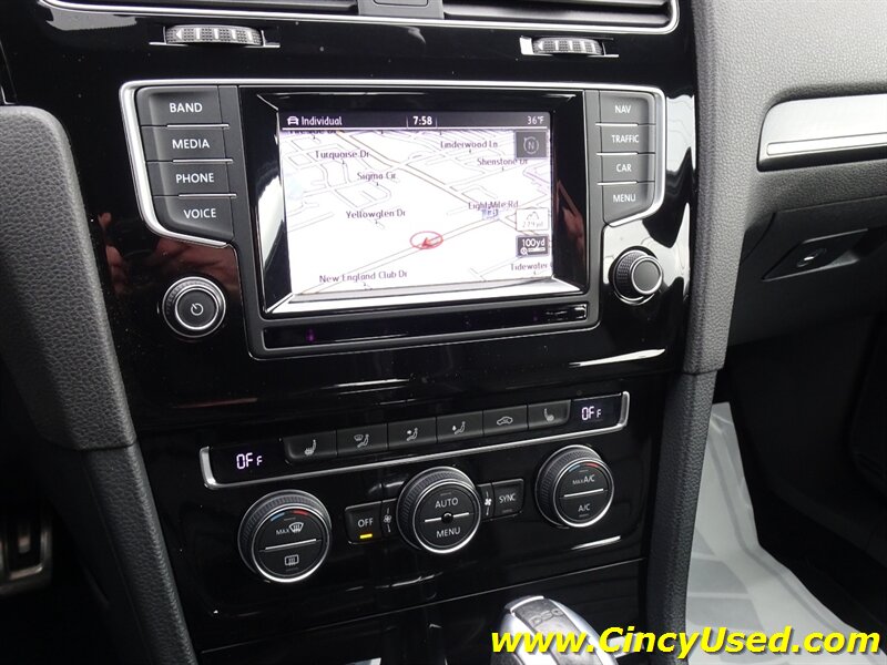 2015 Volkswagen Golf R 4Motion - Photo 21 - Cincinnati, OH 45255