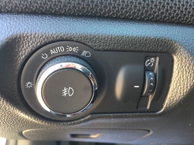2011 Chevrolet Cruze ECO - Photo 18 - Cincinnati, OH 45255