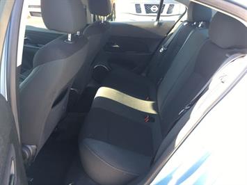 2011 Chevrolet Cruze ECO   - Photo 15 - Cincinnati, OH 45255