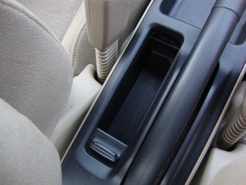 2003 Honda Civic Hybrid   - Photo 17 - Cincinnati, OH 45255