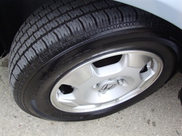 2003 Honda Civic Hybrid   - Photo 25 - Cincinnati, OH 45255