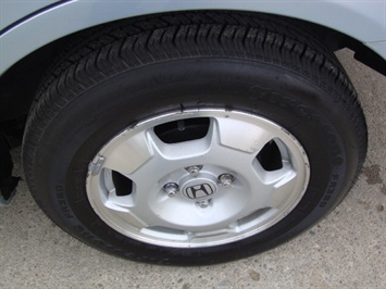 2003 Honda Civic Hybrid   - Photo 26 - Cincinnati, OH 45255