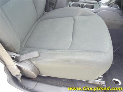 2020 Jeep Gladiator Sport   - Photo 28 - Cincinnati, OH 45255