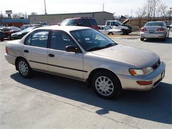 1995 TOYOTA COROLLA   - Photo 1 - Cincinnati, OH 45255