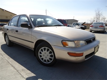 1995 TOYOTA COROLLA   - Photo 10 - Cincinnati, OH 45255