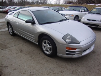 2002 Mitsubishi Eclipse RS   - Photo 1 - Cincinnati, OH 45255