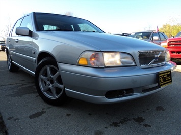 2000 Volvo S70   - Photo 10 - Cincinnati, OH 45255