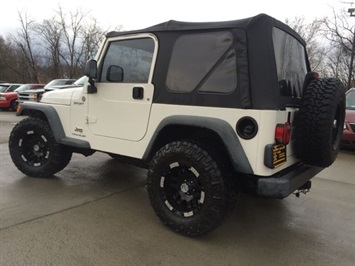 2006 Jeep Wrangler Sport   - Photo 12 - Cincinnati, OH 45255