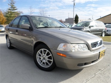 2004 Volvo S40   - Photo 10 - Cincinnati, OH 45255