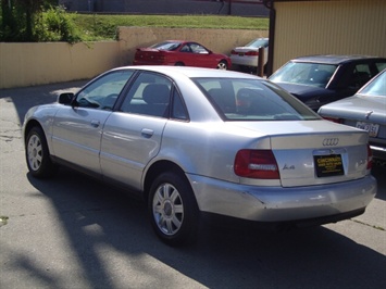 2001 Audi A4   - Photo 4 - Cincinnati, OH 45255