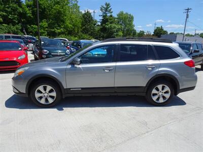 2011 Subaru Outback 2.5i Limited  H4 AWD - Photo 6 - Cincinnati, OH 45255