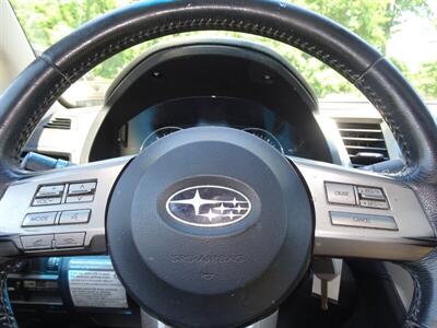 2011 Subaru Outback 2.5i Limited  H4 AWD - Photo 16 - Cincinnati, OH 45255