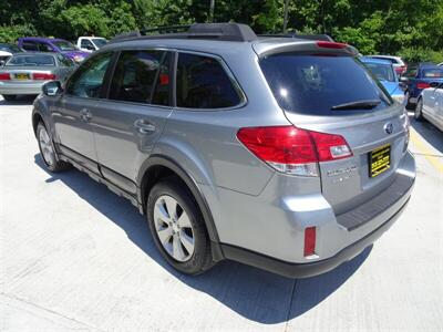 2011 Subaru Outback 2.5i Limited  H4 AWD - Photo 4 - Cincinnati, OH 45255