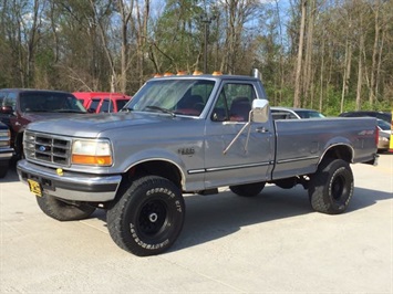 1997 Ford F-350 XL   - Photo 3 - Cincinnati, OH 45255