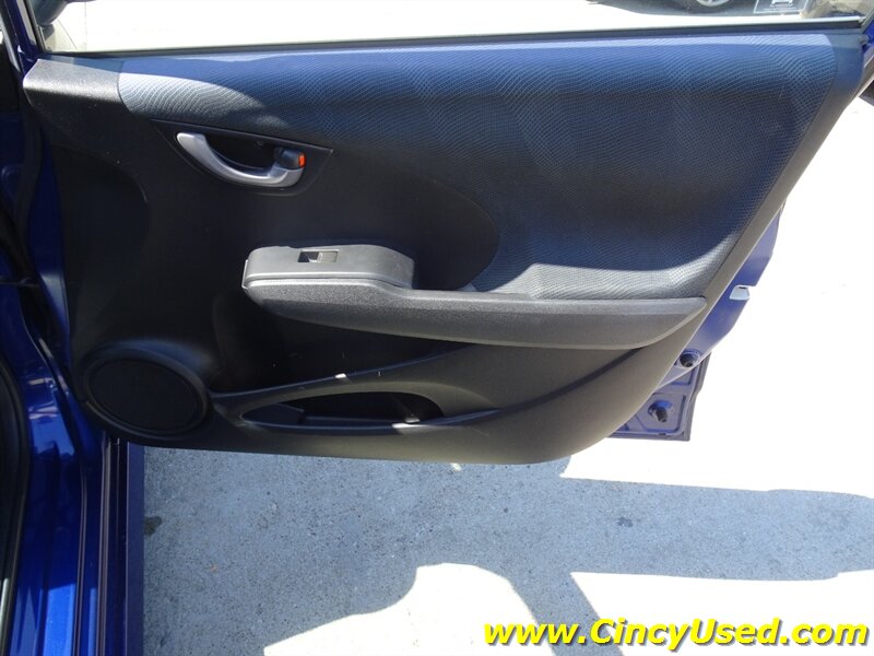 2009 Honda Fit Sport - Photo 29 - Cincinnati, OH 45255