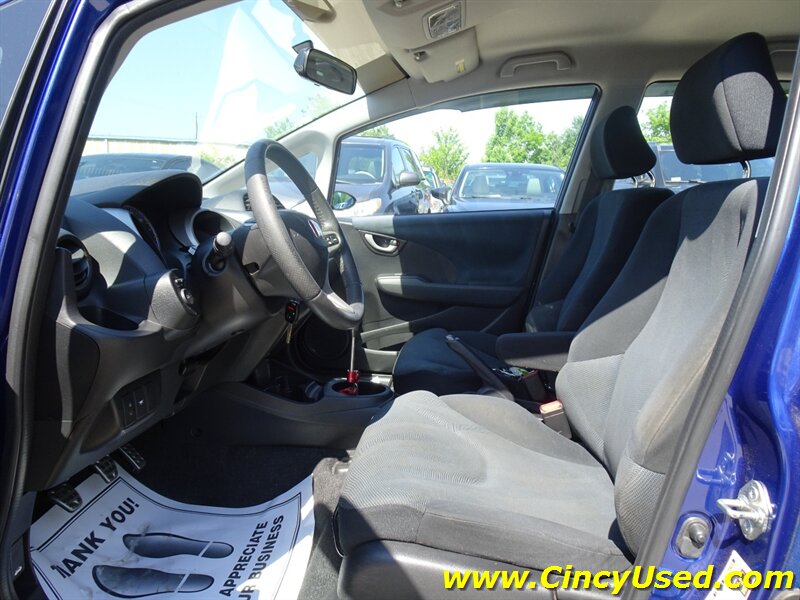 2009 Honda Fit Sport - Photo 11 - Cincinnati, OH 45255