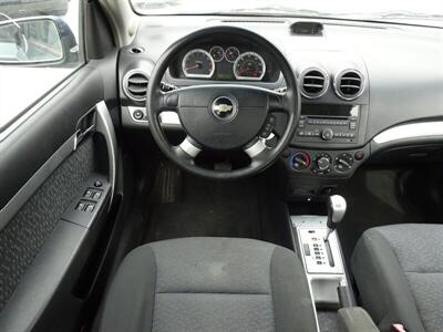 2010 Chevrolet Aveo LT  I4 FWD - Photo 46 - Cincinnati, OH 45255