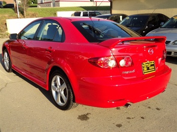 2004 Mazda Mazda6 i   - Photo 4 - Cincinnati, OH 45255