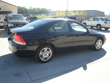 2007 Volvo S60 2.5T   - Photo 6 - Cincinnati, OH 45255