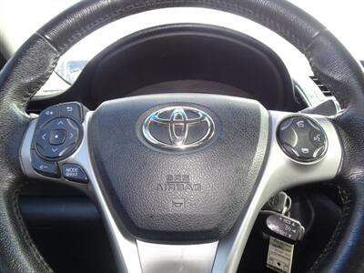 2012 Toyota Camry SE  2.5L I4 FWD - Photo 16 - Cincinnati, OH 45255