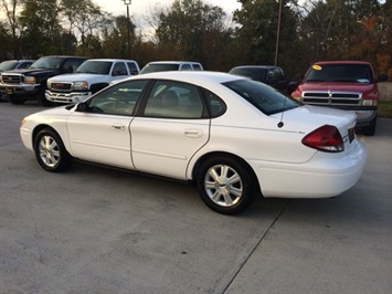 2005 Ford Taurus SEL   - Photo 4 - Cincinnati, OH 45255