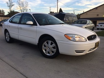 2005 Ford Taurus SEL   - Photo 10 - Cincinnati, OH 45255