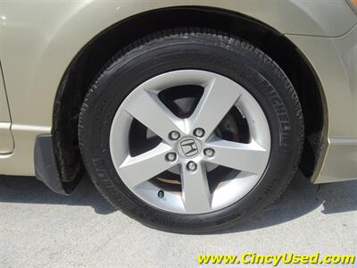 2007 Honda Civic EX  1.8L I4 FWD - Photo 29 - Cincinnati, OH 45255