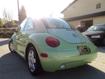 2001 Volkswagen New Beetle GLS   - Photo 12 - Cincinnati, OH 45255