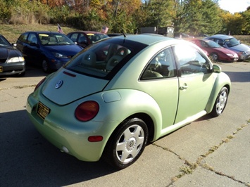 2001 Volkswagen New Beetle GLS   - Photo 6 - Cincinnati, OH 45255