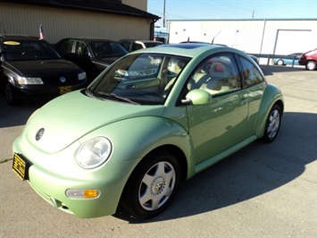 2001 Volkswagen New Beetle GLS   - Photo 3 - Cincinnati, OH 45255