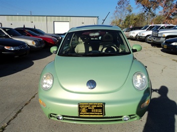 2001 Volkswagen New Beetle GLS   - Photo 2 - Cincinnati, OH 45255