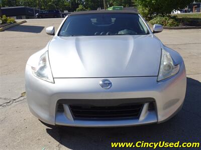 2012 Nissan 370Z Roadster Touring   - Photo 2 - Cincinnati, OH 45255