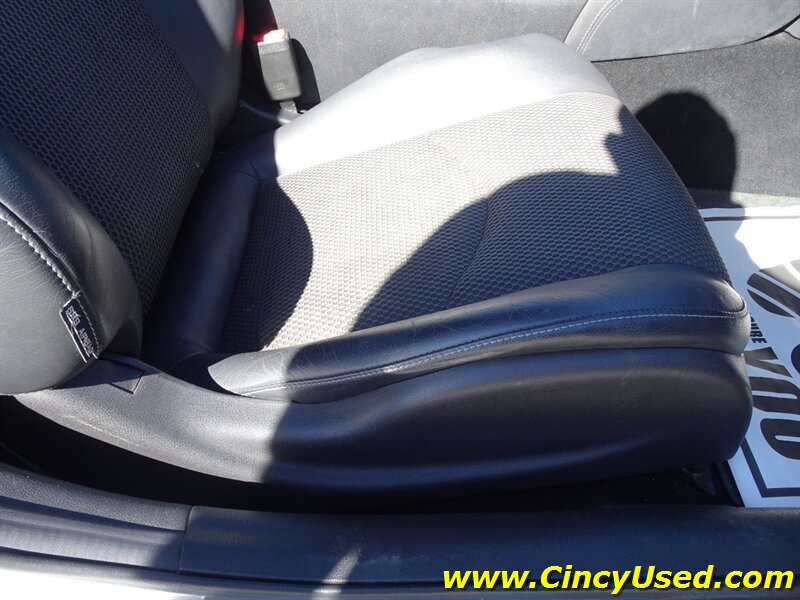 2012 Nissan 370Z Roadster Touring - Photo 27 - Cincinnati, OH 45255