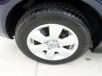 2001 Volkswagen Cabrio GLX   - Photo 23 - Cincinnati, OH 45255