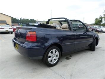 2001 Volkswagen Cabrio GLX   - Photo 13 - Cincinnati, OH 45255