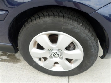 2001 Volkswagen Cabrio GLX   - Photo 24 - Cincinnati, OH 45255