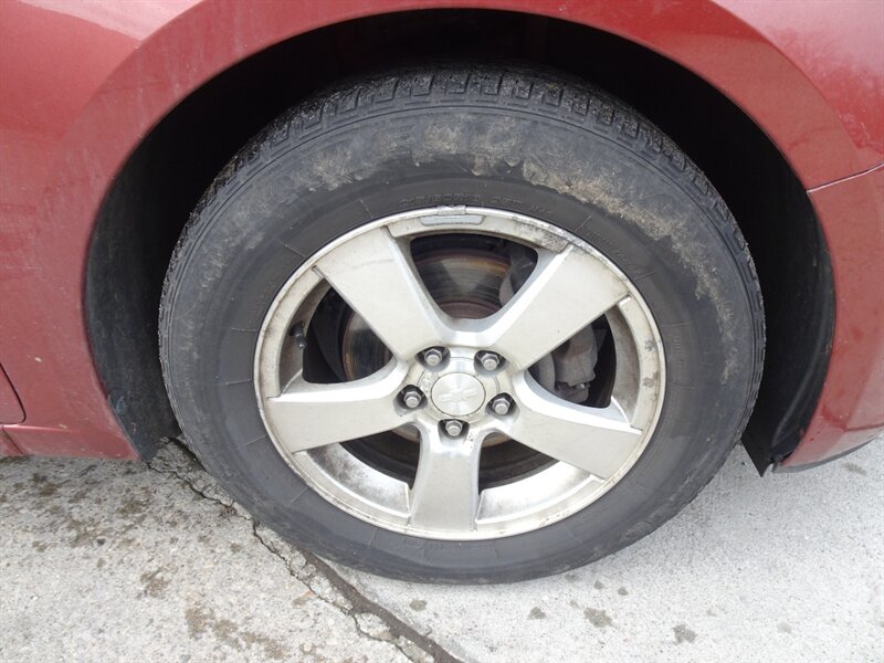 2012 Chevrolet Cruze LT - Photo 26 - Cincinnati, OH 45255