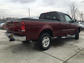 2003 Ford F-150 Lariat   - Photo 13 - Cincinnati, OH 45255