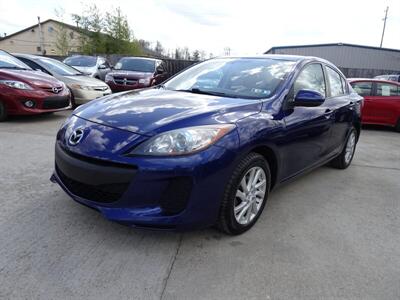 2012 Mazda Mazda3 i Touring  SkyActiv-G I4 FWD - Photo 8 - Cincinnati, OH 45255