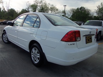 2003 Honda Civic LX   - Photo 12 - Cincinnati, OH 45255